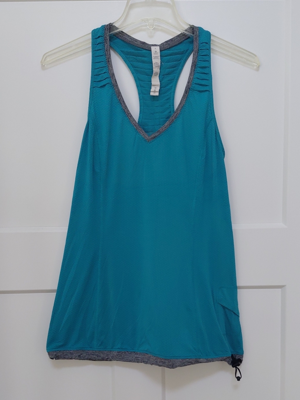 Women’s Teal Lululemon Racerback Tank Top with Contrast Trim